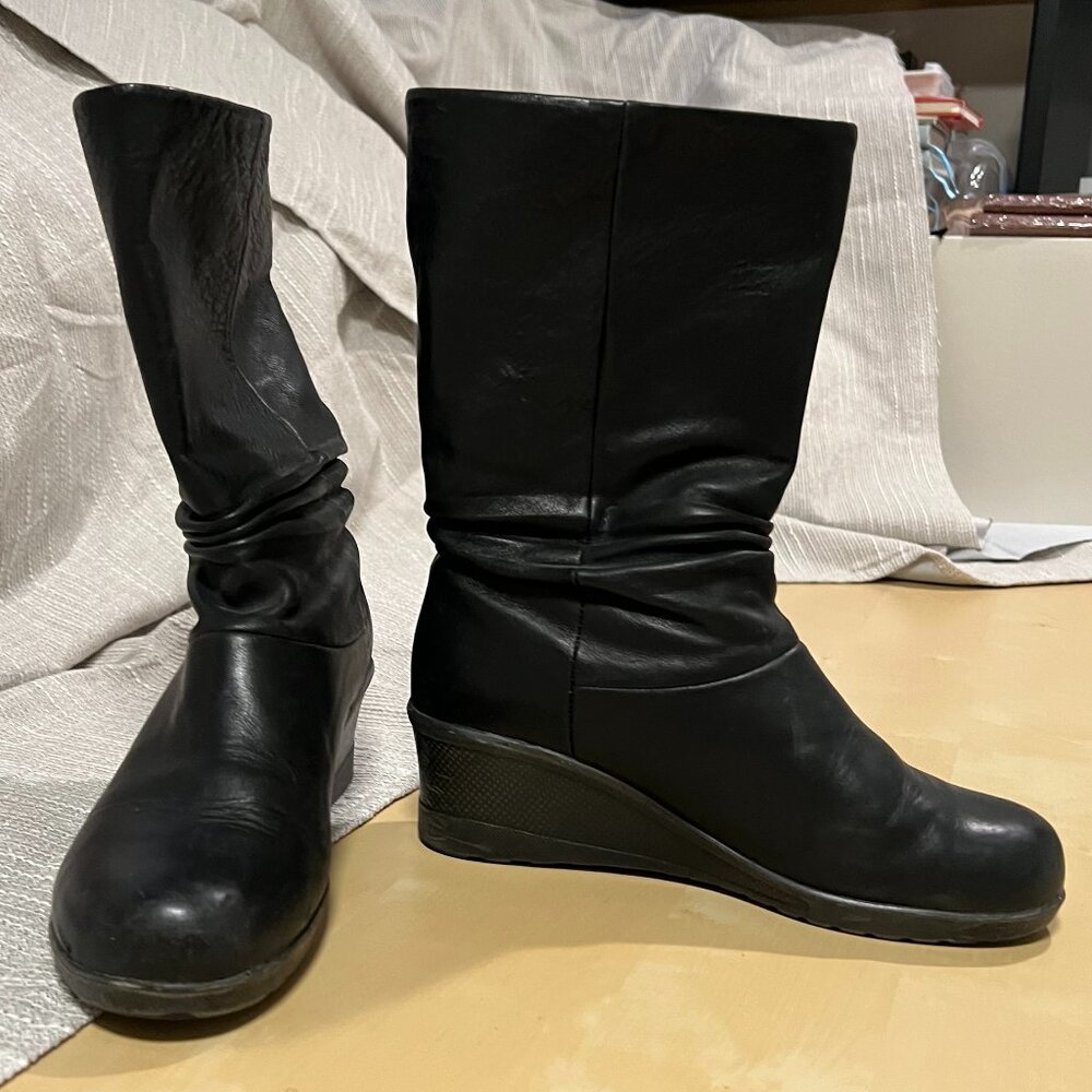 Keen Black Leather Mid-Calf Wedge Boots (Waterproof)